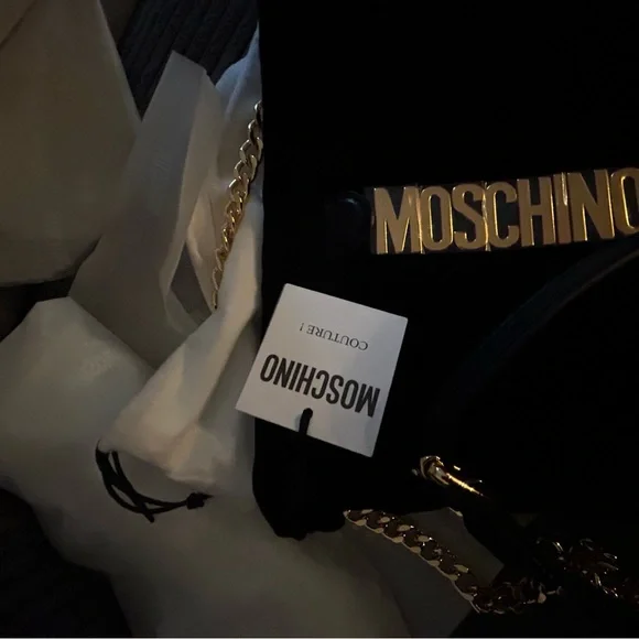 MOSCHINO BLACK VELVET CROSSBODY - Picture 2 of 5